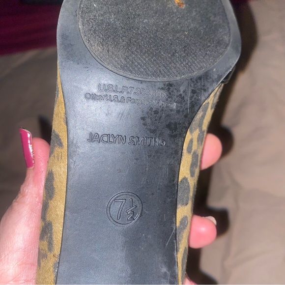 Jaclyn Smith Jacey Animal Print Peep Toe Shoe Size 7.5 - Picture 7 of 8